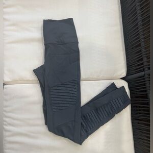 Alo Yoga High Waist Moto Legging size Small